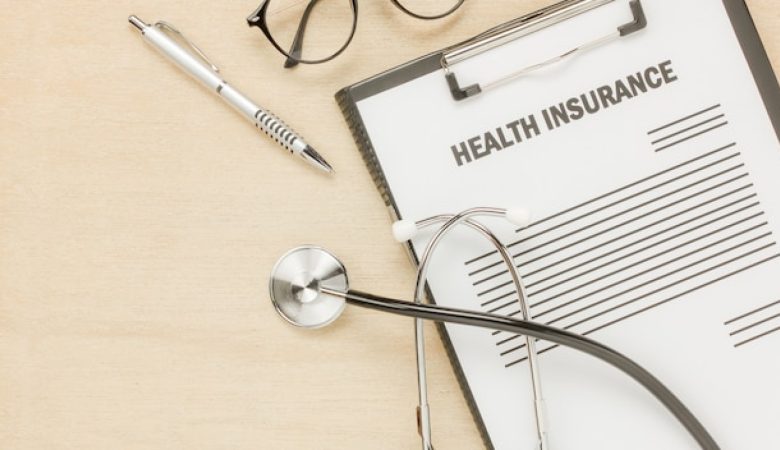 Complémentaire santé solidaire et mutuelle : est-ce compatible ?